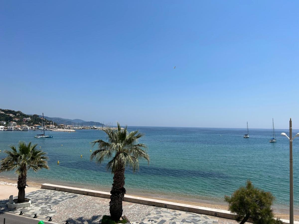 Premium Sea Front Apartment Le Lavandou Esterno foto