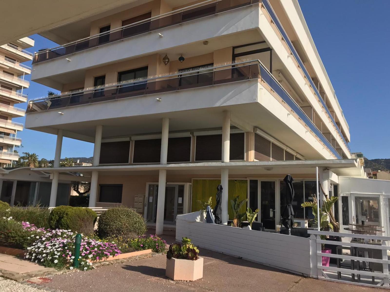 Premium Sea Front Apartment Le Lavandou Esterno foto